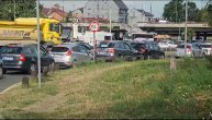 Kolaps na Autokomandi: Kolone automobila stoje oko 10 minuta, stvaraju se gužve