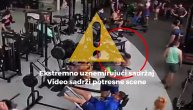 Seo da odmori nakon vežbi, onda mu je sprava pala na glavu: Zastrašujući snimak iz teretane