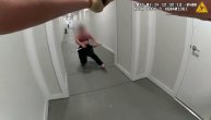 Policajci u Orlandu ubili ženu koja je na njih krenula nožem