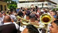 Počela je najveća smotra trube na svetu, Guča je od danas najveselije mesto na Balkanu