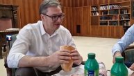 Vučić: Sledeće nedelje pojeftiniće još 10 proizvoda