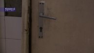 Snimak razvaljenih prostorija u KBC Kosovska Mitrovica u koje je nasilno upala kosovska policija