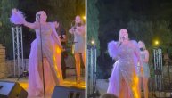 Na meniju Lepa Brena za gej osobe: Pevačica pevala na LGBT venčanju u Španiji