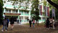Studentkinja pala na stepeništu jer joj je pozlilo: Fakultet tehničkih nauka u Novom Sadu