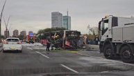 Od zapaljenog autobusa na Brankovom mostu nije ostalo ništa