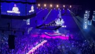 Lukas prekinuo koncert, pa ga preplavile emocije uz hit: "Šta se ovo, majko moja, sa mnom dogodi?"