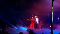 Kakav duo: Senidah u vatrenoj kombinaciji zapalila Arenu sa Merlinom