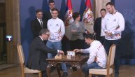 Zlatni reprezentativci i predsednik odigrali jednu partiju šaha