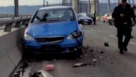 Haos na mostu, olupine i rasuti delovi automobila: Snimci sa lica mesta iz drugog ugla