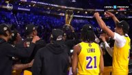 Lejkersi šampioni NBA Kupa: Lebron prvi igrač koji je podigao ovaj trofej
