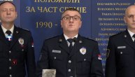 Ivković: Povređeno osam policajaca, tri sata policija trpela napade
