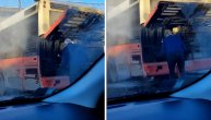 Zapalio se autobus ispod Pančevačkog mosta