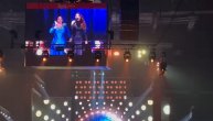Dragana Mirković na koncertu u Areni ugostila Miru Škorić