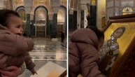 Darja ima 2 godine, a već zna da se krsti i izgovara molitvu