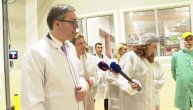 Vučić: Ne razumem se mnogo u tehnologiju, ali fabrika izgleda savršeno