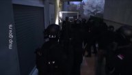 "Policija! Policija!" Snimak hapšenja 55-godišnjaka zvog droge
