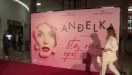 Anđelka Stević Žugić odigrala predstavu "Šta me opet snađe" u Mts Dvorani