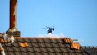 Helikopter obleće oko kuće gde je nestala mala Danka
