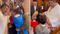 Seka Aleksić sa sinovima na pričestu, predivan snimak iz crkve