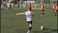 Srpski fudbalski biser oduševio Evropu: Mali Viktor igra kao Mesi