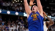Jokić pokazao Lejkersima da ume i da zakuca kad treba