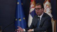 Vučić poručio da dok se on pita, neće biti skraćenja radnog vremena