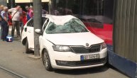Priklještio auto uz banderu: Sudar tramvaja i automobila kod Sajma