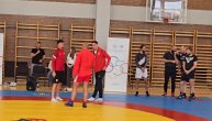Najveći MMA borac svih vremena napravio šou sa fudbalerima Vojvodine: Štoper Voše će pamtiti dan