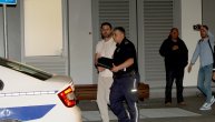 Marka Miljkovića policija odvela iz Urgentnog, on psuje i preti: "Kad me puste..."