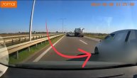 Jezivi snimak namerno potencijalnog izazivanja sudara na autoputu: Zbog ovakvih stvari se gine