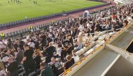 20 minuta pred početak utakmice Partizan - Čukarički tribine značajno popunjene