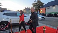 Sestra Katarine Lazić se pozdravila sa Darkovom mamom i očuhom Draganom