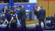 Haos u Evropskom parlmentu: Mađarski političar nasrnuo na Orbana na konferenciji za medije