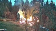 Migranti upali u posed i zapalili štalu, izgorela do temelja: Užas kod Pljevalja