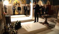 Vučić u Hramu Svetog Save na pomenu patrijarhu Irineju