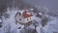 Kuća u kojoj se krio Balijagić: Na nepristupačnom terenu udaljena od svih, njegovi tragovi u snegu