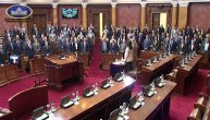 Skupština počela rad minutom ćutanja za stradale u NS i Dragana Markovića Palmu