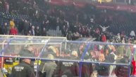 Haos na kraju derbija: Navijač Zvezde se zaleteo na Pavlovića, evo kako je on reagovao na uvrede