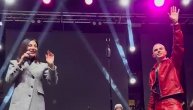 Ceca i Vojaž zajedno podigli atmosferu do usijanja na Trgu u Herceg Novom