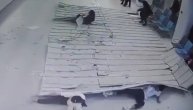Srušio se plafon i povredio pacijente: Bizarna nezgoda u bolnici