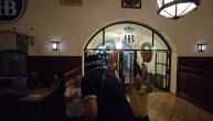 "Fuck England, fuck England"! Pijani Škot se popeo na sto u pivnici