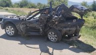 Automobil zgužvan kao limenka: Snimak sa lica mesta jezive nesreće kod Niša