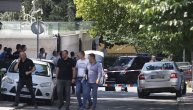 Opsadno stanje ispred ambasade nakon terorističkog napada u Beograedu