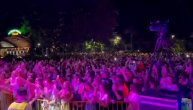 Veče koje će svi dugo pamtiti: Više od 20.000 ljudi uživalo na koncertu Saše Matića u Baru