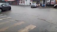 Autokomanda ponovo pod vodom: Snažna oluja prouzrokovala reke na ulicama