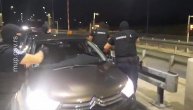 Filmsko hapšenje na naplatnoj rampi: Policija pronašla drogu