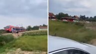 Snimci strave iz Lazarevca: Voz nosio auto po šinama, deca i čovek stradali na licu mesta