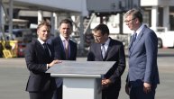 Vučić i Makron otkrili ploču na BG aerodromu povodom završetka radova