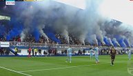 Navijači pirotehnikom "ofarbali" ceo stadion u plavo-belo pred meč sa Čukaričkim: Spektakl u Pazaru