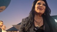 Dragana Mirković zablistala na crvenom tepihu, osmeh nije skidala sa lica